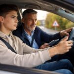 découvrez si le permis accéléré est réellement efficace pour obtenir votre permis de conduire plus rapidement et quelles sont les avantages et inconvénients de cette méthode.